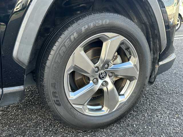 トヨタ ＲＡＶ４ ハイブリットG 茨城県 2021(令3)年 2.6万km アティチュードブラックマイカ ワンオーナー/サンルーフ/純正ディスプレーオーディオ/ナビ/バックカメラ/フルセグ/Bluetooth/デジタルインナーミラー/レーダークルーズコントロール/純正LEDヘッドライト/純正フォグライト/オートライト/オートハイビーム/前席シートヒーター/ステアリングヒーター/運転席メモリ機能付パワーシート/パーワバックドア/純正18インチアルミホイール/スマートキー/プッシュスタート/取扱説明書/新車時保証書