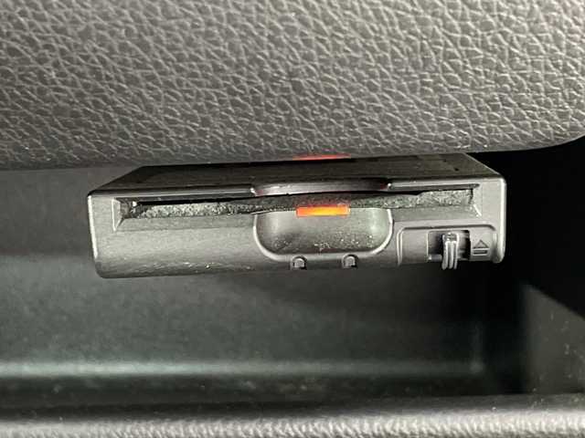 日産 デイズ ハイウェイスターG ターボ 神奈川県 2016(平28)年 5.2万km ブラック ●純正ナビ/(フルセグ/CD/DVD/Bluetooth)/(MM316D-W)/●全方位カメラ/●衝突被害軽減システム/●オートライト/●オートマチックハイビーム/●革巻きステアリング/●ステアリングスイッチ/●ETC/●電動格納ウィンカーミラー/●ドアバイザー/●スマートキー/●プッシュスタート/●純正フロアマット/●社外14インチアルミホイール(MiLLOUS)/●純正アルミホイールサマータイヤ4本付き/●ダブルSRS＋ABS