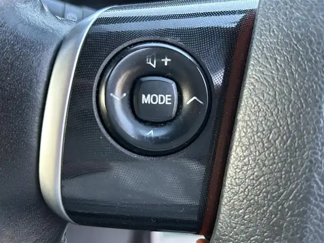 トヨタ シエンタ G 兵庫県 2020(令2)年 6万km ベージュ ワンオーナー/社外ナビ/BTオーディオ/フルセグテレビ/CD/DVD再生機能/バックカメラ/ETC/両側パワースライドドア/前席シートヒーター/ステアリングヒーター/ヘッドライトレベライザー/衝突軽減ブレーキ/アイドリングストップ