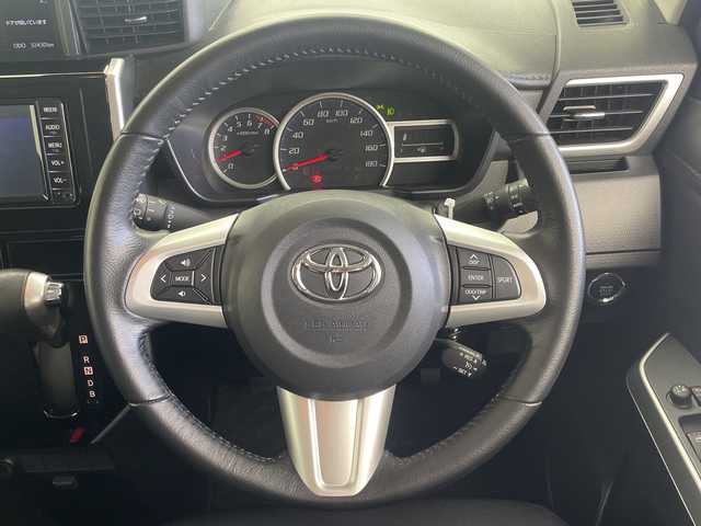 トヨタ ルーミー カスタムG－T 愛知県 2020(令2)年 3.3万km ブラックマイカメタリック 純正ナビ/・地デジ/・Ｂｌｕｅｔｏｏｔｈ/・ＣＤ/バックカメラ/両側パワースライドドア/ＥＴＣ/レーダークルーズコントロール/衝突軽減/レーンキープアシスト/クリアランスソナー/オートハイビーム/ＬＥＤヘッドライト/フォグランプ/純正アルミホイール/スマートキー