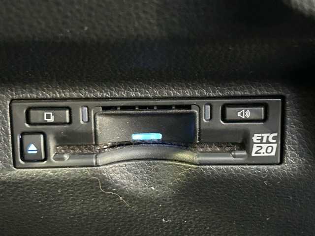 トヨタ シエンタ Z 千葉県 2022(令4)年 1.9万km ブラック ワンオーナー/純正ナビ/Bluetooth/フルセグTV/ETC2.0/全方位カメラ/両側パワースライドドア/プリクラッシュセーフティ/レーンディパーチャーアラート/ブラインドスポットモニター/クリアランスソナー/プロアクティブドライビングアシスト/ロードサインアシスト/オートハイビーム/レーダークルーズコントロール/前席シートヒーター/ステアリングヒーター/スマートキー/スペアキー×１/プッシュスタート/純正フロアマット/純正アルミホイール