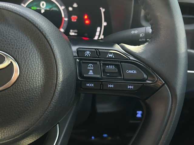 トヨタ シエンタ Z 千葉県 2022(令4)年 1.9万km ブラック ワンオーナー/純正ナビ/Bluetooth/フルセグTV/ETC2.0/全方位カメラ/両側パワースライドドア/プリクラッシュセーフティ/レーンディパーチャーアラート/ブラインドスポットモニター/クリアランスソナー/プロアクティブドライビングアシスト/ロードサインアシスト/オートハイビーム/レーダークルーズコントロール/前席シートヒーター/ステアリングヒーター/スマートキー/スペアキー×１/プッシュスタート/純正フロアマット/純正アルミホイール