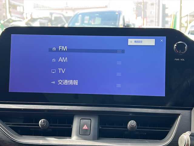 レクサス ＵＸ 250h Fスポーツ 愛知県 2022(令4)年 2.2万km グラファイトブラックガラスフレーク /禁煙車/ワンオーナー//ムーンルーフ(チルト&スライド)//12.3インチディスプレイオーディオ//コネクティッドナビ/フルセグTV//Bluetooth・USB//バックカメラ・パノラミックビューモニター//ビルトインETC2.0//赤革シート//前後ドライブレコーダー（ZDR035）//レクサスセーフティシステムプラス//プリクラッシュセーフティ//レーンディパーチャーアラート//レーントレーシングアシスト//オートマチックハイビーム//レーダークルーズコントロール/　（全車速追従機能付き）//ブラインドスポットモニター//ロードサインアシスト//先行車発進告知機能//プロアクティブドライビングアシスト//クリアランスソナー//前席パワーシート（D席ポジションメモリ付き）//前席シートヒーター//ステアリングヒーター//電動パーキング・ブレーキホールド//パワーバックドア//純正１８インチアルミ//アクティブサウンドコントロール//Fスポーツ専用フレアレッド内装//LEDオートライト//電動格納ミラーウィンカー//純正フロアマット//カードキー×1スペアキー×１//取扱説明書/新車保証書