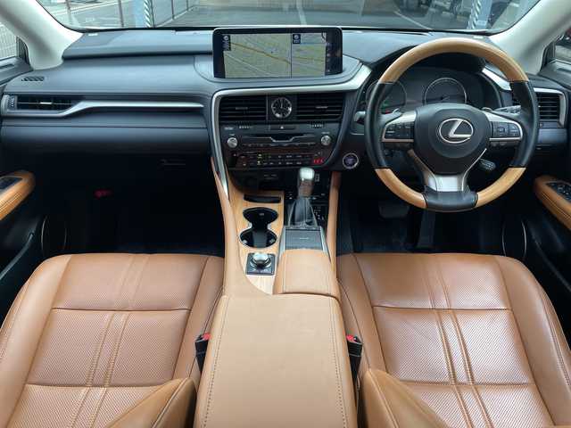 レクサス ＲＸ 450h バージョンL 広島県 2020(令2)年 4.2万km ソニッククォーツ 禁煙/モデリスタエアロ（F/S/R）/レクサスセーフティ/・プリクラッシュセーフティ/・レーンディパーチャーアラート/・レーダークルーズコントロール/・オートマチックハイビーム/・先行車発進お知らせ/BSM/RCTA/HUD/クリアランスソナー/マークレビンソン/純正ナビ/・フルセグ/CD/DVD/Blu-ray/SD/REC/USB/AUX/スマホ連携/パノラミックビューモニター/アルパインリアモニター/ウッドコンビステアリング/パドルシフト/ステアリングヒーター/オートライト/ヘッドランプウォッシャー/ワイヤレス充電/パワーバックドア/パワーシート/シートメモリー（D/N）/全席シートヒーター/D/Nベンチレーション/LEDヘッドライト/フォグランプ/スマートキー/プッシュスタート/スペアキー/カードキー/100V100W電源/トノカバー/アルパインミラー型ドラレコ/ETC2.0/取扱書/保証書