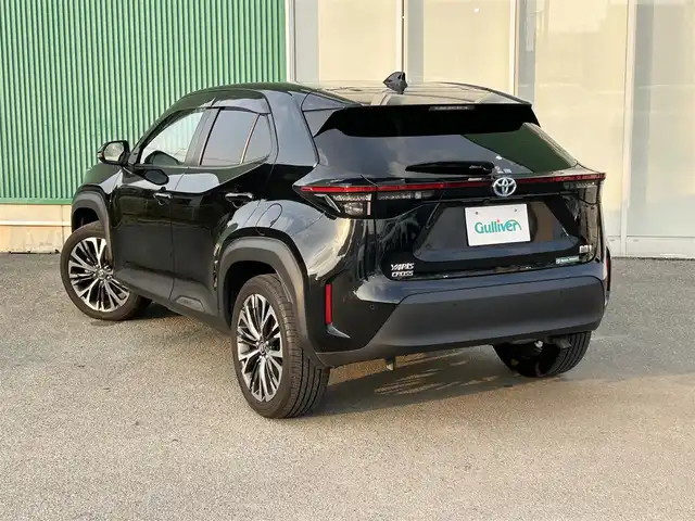 トヨタ ヤリスクロス ハイブリッド Z 福岡県 2021(令3)年 8.8万km ブラックマイカ フルセグナビ/クルーズコントロール/ビルトインETC/ETC2.0/ドライブレコーダー/前席シートヒーター/LEDライト/全方位車外カメラ/純正アルミホイール