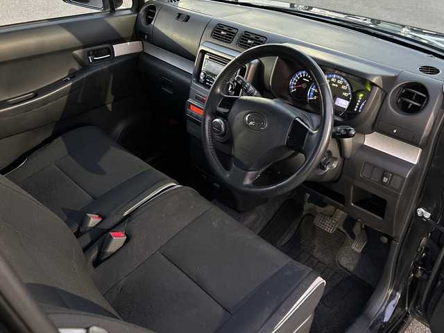 ダイハツ ムーヴ コンテ カスタム G 青森県 2012(平24)年 9万km ブラックマイカメタリック 4WD/HIDヘッドライト/フォグランプ/オートエアコン/純正ドアバイザー/純正フロアマット/パワーステアリング/パワーウィンドウ/電動格納ドアミラー/スマートキー/盗難防止装置/純正14インチアルミ