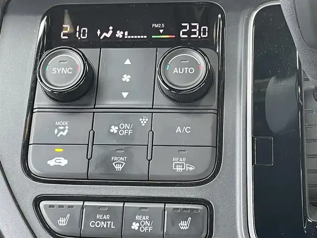 ホンダ ステップワゴン スパーダ プレミアムライン 佐賀県 2024(令6)年 0.8万km プラチナホワイトパール ホンダセンシング/衝突軽減ブレーキ/先行車発信お知らせ機能/歩行者事故低減ステアリング/路外逸脱抑制機能/渋滞追従機能付きアダプティブクルーズコントロール/レーンキープアシストシステム/ブラインドスポットインフォメーション/SRSエアバッグシステム/純正11.4インチHONDA CONNECTナビ【VXU-245VZi】/アラウンドビューモニター/マルチビューカメラシステム/フルセグテレビ USB HDMI DVD Bluetooth/AppleCarPlay AndroidAuto/15.6インチフリップダウンモニター【VM-231FE】/ETC/両側パワースライドドア/パワーバックドア/ハーフレザーシート/シートヒーター/オットマン/純正LEDヘッドライト/オートハイビーム/革巻きステアリング/ステアリングリモコン/MTモード付AT/純正フロアマット/純正17インチアルミホイール/電子パーキングブレーキ/オートブレーキホールド/プッシュスタート/スマートキー/後席サンシェード/ドアバイザー/アイドリングストップ