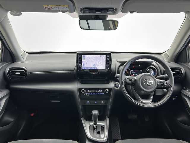 トヨタ ヤリスクロス G 宮城県 2023(令5)年 2.1万km ブラスゴールドメタリック ワンオーナー/４ＷＤ　/純正ディスプレイオーディオ(AM/FM/BT/Miracast)　/バックカメラ　/前後コーナーセンサー/トヨタセーフティセンス　/　・プリクラッシュセーフティ　/　・レーントレーシングアシスト /　・ダウンヒルアシストコントロール /　・横滑り防止装置/LEDライト /オートハイビーム /オートライト/ライトレベライザー/ビルトインETC/サイドバイザー/社外アルミホイール付き3mm冬タイヤ積込