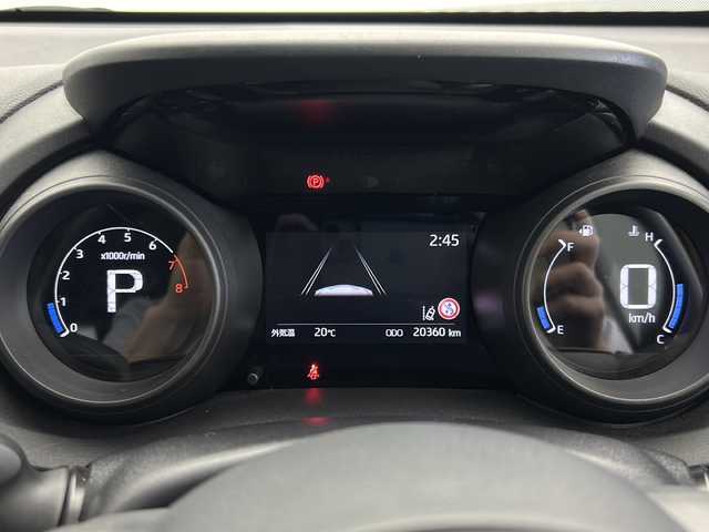 トヨタ ヤリスクロス G 宮城県 2023(令5)年 2.1万km ブラスゴールドメタリック ワンオーナー/４ＷＤ　/純正ディスプレイオーディオ(AM/FM/BT/Miracast)　/バックカメラ　/前後コーナーセンサー/トヨタセーフティセンス　/　・プリクラッシュセーフティ　/　・レーントレーシングアシスト /　・ダウンヒルアシストコントロール /　・横滑り防止装置/LEDライト /オートハイビーム /オートライト/ライトレベライザー/ビルトインETC/サイドバイザー/社外アルミホイール付き3mm冬タイヤ積込