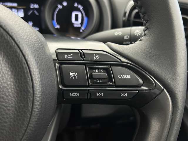 トヨタ ヤリスクロス G 宮城県 2023(令5)年 2.1万km ブラスゴールドメタリック ワンオーナー/４ＷＤ　/純正ディスプレイオーディオ(AM/FM/BT/Miracast)　/バックカメラ　/前後コーナーセンサー/トヨタセーフティセンス　/　・プリクラッシュセーフティ　/　・レーントレーシングアシスト /　・ダウンヒルアシストコントロール /　・横滑り防止装置/LEDライト /オートハイビーム /オートライト/ライトレベライザー/ビルトインETC/サイドバイザー/社外アルミホイール付き3mm冬タイヤ積込