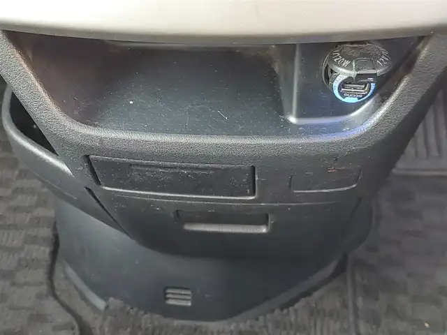 トヨタ ノア Si 東京都 2010(平22)年 15.1万km グレーメタリック 純正ナビ NHZN-W60G/フルセグTV/バックカメラ/ETC/ドライブレコーダー NDR-161/プッシュスタート/パドルシフト/片側パワースライドドア/HIDヘッドライト/オートライト/ドアバイザー/16インチ純正アルミホイール