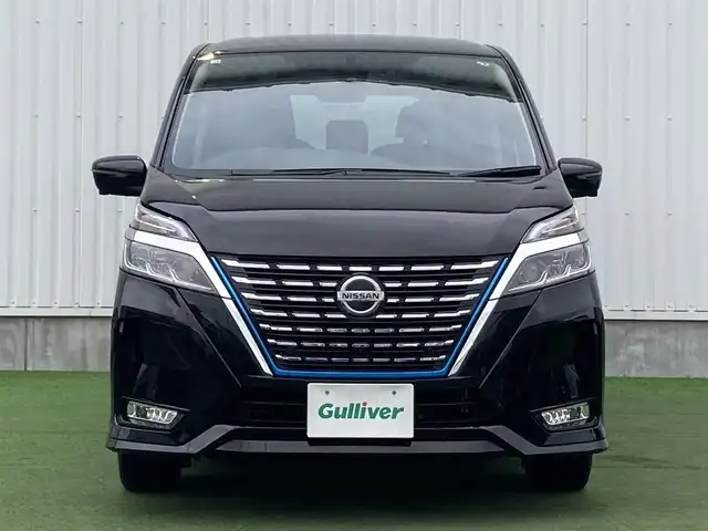 日産 セレナ e－パワー ハイウェイスター V 香川県 2020(令2)年 4.4万km ダイヤモンドブラック 登録時走行距離：43873km/メーカー純正9型ナビ/　CD DVD BT フルセグTV/全方位カメラ/純正フリップダウンモニター/両側パワースライドドア/エマージェンシーブレーキ/レーンキープアシスト/レーダークルーズコントロール/クリアランスソナー/ブラインドスポットモニター/ビルトインETC/ドライブレコーダー/デジタルインナーミラー/LEDヘッドライト/オートライト/オートハイビーム/フォグランプ/ロールサンシェード/プッシュスタート/スマートキー/スペアキー