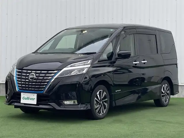 日産 セレナ e－パワー ハイウェイスター V 香川県 2020(令2)年 4.4万km ダイヤモンドブラック 登録時走行距離：43873km/メーカー純正9型ナビ/　CD DVD BT フルセグTV/全方位カメラ/純正フリップダウンモニター/両側パワースライドドア/エマージェンシーブレーキ/レーンキープアシスト/レーダークルーズコントロール/クリアランスソナー/ブラインドスポットモニター/ビルトインETC/ドライブレコーダー/デジタルインナーミラー/LEDヘッドライト/オートライト/オートハイビーム/フォグランプ/ロールサンシェード/プッシュスタート/スマートキー/スペアキー