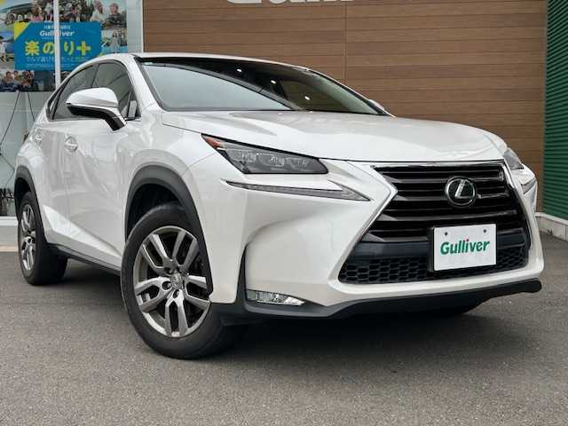 レクサス ＮＸ 200t Iパッケージ 静岡県 2014(平26)年 5.5万km ソニッククォーツ 純正ナビ（ＢＴ/フルセグTV）/ＥＴＣ　/バックカメラ/パワーシート　/パドルシフト　/スペアキー１　/アイドリングストップ　/プッシュスタート　/クルーズコントロール　/取扱説明書　/保証書