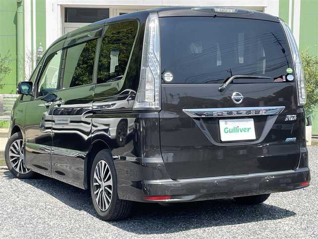 日産 セレナ HWS S HV Vセレ +Sefty 埼玉県 2015(平27)年 14.5万km 茶 ワンオーナー/純正フリップダウンモニター/両側パワースライドドア/バックカメラ/アラウンドビューモニター/ビューモニター付バックミラー/ビルトインETC/前方ドライブレコーダー/LEDヘッドライト/純正LEDフォグライト/レーンキープアシスト/衝突軽減装置/プッシュスタート/クルーズコントロール/横滑り防止装置/USBポート（運転席下）/純正ナビTV（タッチパネル不良修理要す）/保証書付整備手帳/取扱説明書