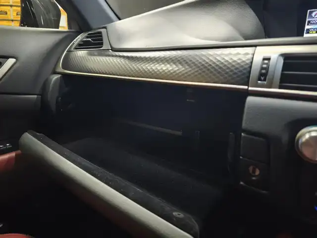 レクサス ＧＳ 200t Fスポーツ 群馬県 2016(平28)年 4.8万km ダークグレーマイカ 赤革シート/シートベンチレーション/三眼LEDライト/前席パワーシート/純正ナビ/バックカメラ/スマートキー/フルセグTV/ACC/レクサスセーフティ/パワーバックドア/ステアリングヒーター