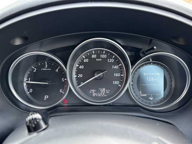マツダ ＣＸ－５ XD 宮城県 2013(平25)年 8.5万km クリスタルホワイトパールマイカ 登録時走行距離８４３２２ｋｍ/ＢＯＳＥ　プレミアムサウンド/i-stop/アダプティブフロントライティングシステム/純正ナビ/・フルセグテレビ/・Bluetooth/プッシュスタート/バックカメラ/オートライト/スマートキー/ＥＴＣ/ドライブレコーダー/ターボ/フォグランプ/ウインカーミラー/ドアバイザー