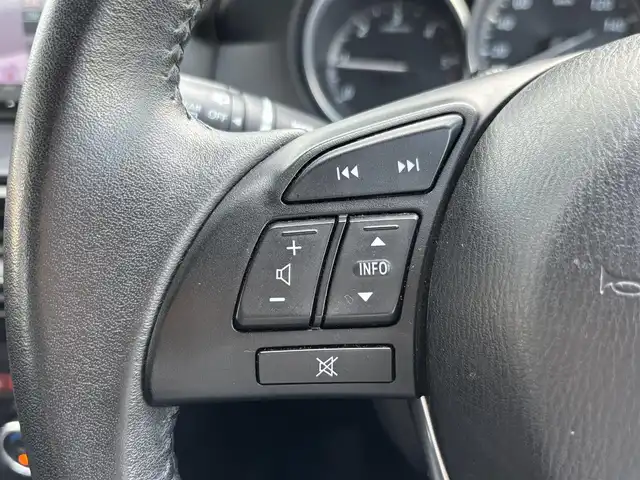 マツダ ＣＸ－５ XD 宮城県 2013(平25)年 8.5万km クリスタルホワイトパールマイカ 登録時走行距離８４３２２ｋｍ/ＢＯＳＥ　プレミアムサウンド/i-stop/アダプティブフロントライティングシステム/純正ナビ/・フルセグテレビ/・Bluetooth/プッシュスタート/バックカメラ/オートライト/スマートキー/ＥＴＣ/ドライブレコーダー/ターボ/フォグランプ/ウインカーミラー/ドアバイザー