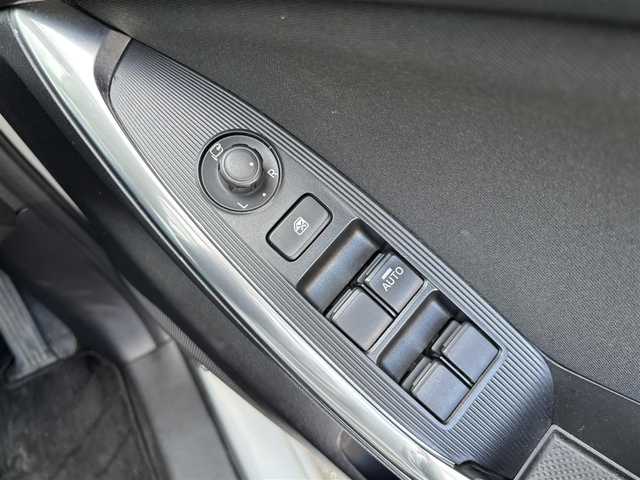 マツダ ＣＸ－５ XD 宮城県 2013(平25)年 8.5万km クリスタルホワイトパールマイカ 登録時走行距離８４３２２ｋｍ/ＢＯＳＥ　プレミアムサウンド/i-stop/アダプティブフロントライティングシステム/純正ナビ/・フルセグテレビ/・Bluetooth/プッシュスタート/バックカメラ/オートライト/スマートキー/ＥＴＣ/ドライブレコーダー/ターボ/フォグランプ/ウインカーミラー/ドアバイザー