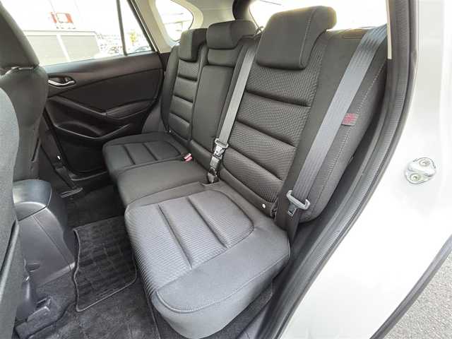 マツダ ＣＸ－５ XD 宮城県 2013(平25)年 8.5万km クリスタルホワイトパールマイカ 登録時走行距離８４３２２ｋｍ/ＢＯＳＥ　プレミアムサウンド/i-stop/アダプティブフロントライティングシステム/純正ナビ/・フルセグテレビ/・Bluetooth/プッシュスタート/バックカメラ/オートライト/スマートキー/ＥＴＣ/ドライブレコーダー/ターボ/フォグランプ/ウインカーミラー/ドアバイザー
