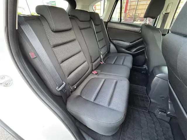 マツダ ＣＸ－５ XD 宮城県 2013(平25)年 8.5万km クリスタルホワイトパールマイカ 登録時走行距離８４３２２ｋｍ/ＢＯＳＥ　プレミアムサウンド/i-stop/アダプティブフロントライティングシステム/純正ナビ/・フルセグテレビ/・Bluetooth/プッシュスタート/バックカメラ/オートライト/スマートキー/ＥＴＣ/ドライブレコーダー/ターボ/フォグランプ/ウインカーミラー/ドアバイザー