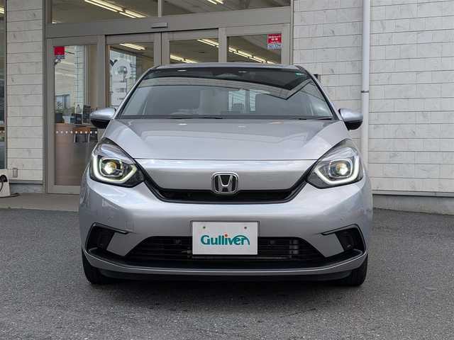 ホンダ フィット ホーム 埼玉県 2021(令3)年 3.7万km ルナシルバーM 純正メモリナビ/Bluetoothオーディオ/CD再生/AM/FMラジオ/バックカメラ/クルーズコントロール（追従機能つき)/レーンキープ/純正ドアバイザー/純正フロアマット/プッシュスタート/ETC/LEDヘッドライト/スマートキー×2/整備記録簿(R6)