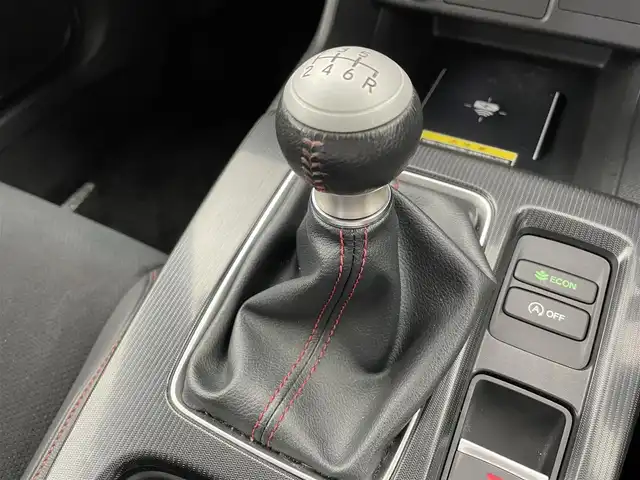 ホンダ シビック EX 富山県 2021(令3)年 5.1万km クリスタルブラックパール 6速MT/純正ナビ(AM/FM/USB/BT)/フルセグTV/バックカメラ/テールゲートスポイラー/衝突被害軽減ブレーキ/踏み間違い衝突軽減ブレーキ/レーダークルーズコントロール/レーンキープアシスト/置くだけ充電/ハーフレザーシート/コーナーセンサー/BSM/ROSSO MODELLO/前席シートヒーター/前席パワーシート/LEDヘッドライト/フォグランプ/オートライト/横滑り防止装置/ETC2.0/純正フロアマット/ドアバイザー/保証書/取扱説明書