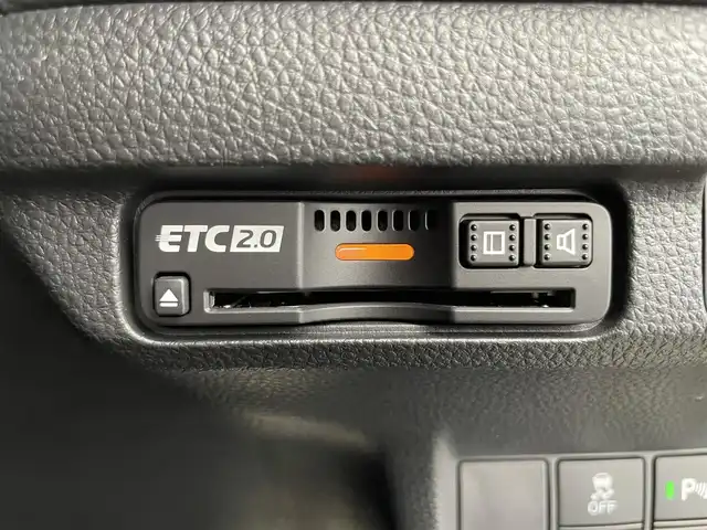 ホンダ シビック EX 富山県 2021(令3)年 5.1万km クリスタルブラックパール 6速MT/純正ナビ(AM/FM/USB/BT)/フルセグTV/バックカメラ/テールゲートスポイラー/衝突被害軽減ブレーキ/踏み間違い衝突軽減ブレーキ/レーダークルーズコントロール/レーンキープアシスト/置くだけ充電/ハーフレザーシート/コーナーセンサー/BSM/ROSSO MODELLO/前席シートヒーター/前席パワーシート/LEDヘッドライト/フォグランプ/オートライト/横滑り防止装置/ETC2.0/純正フロアマット/ドアバイザー/保証書/取扱説明書