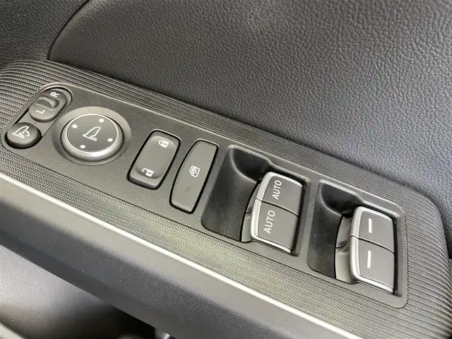 ホンダ シビック EX 富山県 2021(令3)年 5.1万km クリスタルブラックパール 6速MT/純正ナビ(AM/FM/USB/BT)/フルセグTV/バックカメラ/テールゲートスポイラー/衝突被害軽減ブレーキ/踏み間違い衝突軽減ブレーキ/レーダークルーズコントロール/レーンキープアシスト/置くだけ充電/ハーフレザーシート/コーナーセンサー/BSM/ROSSO MODELLO/前席シートヒーター/前席パワーシート/LEDヘッドライト/フォグランプ/オートライト/横滑り防止装置/ETC2.0/純正フロアマット/ドアバイザー/保証書/取扱説明書