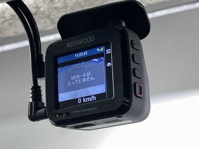 三菱 デリカミニ T プレミアム 沖縄県 2024(令6)年 1.6万km ＤグリーンⅡ 禁煙車/純正ディスプレイオーディオ/アップルカープレイ/アンドロイドオート/ターボ/４ＷＤ/デジタルルームミラー/レーダークルーズ/e-Assist/　・衝突軽減ブレーキ/　・踏み間違い衝突防止/マルチアラウンドビューモニター/両側パワースライドドア/ドライブレコーダー前後/ＥＴＣ