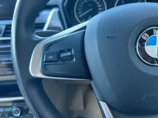 ＢＭＷ ２１８ｉ アクティブツアラー ラグジュアリー 石川県 2016(平28)年 7.3万km パール 純正ナビ　/　Bluetooth・AM/FM・CD・DVD・USB・AUX/バックカメラ/ETC/クルーズコントロール/パワーバックドア/シートヒーター（D+N席）/アンチロック・ブレーキ・システム/衝突被害軽減システム/横滑り防止装置/コーナーセンサー/レーンキープアシスト/盗難防止装置/エアバッグ（W+サイド）/カーテンエアバッグ/純正アルミホイール/レザーシート/スマートキー