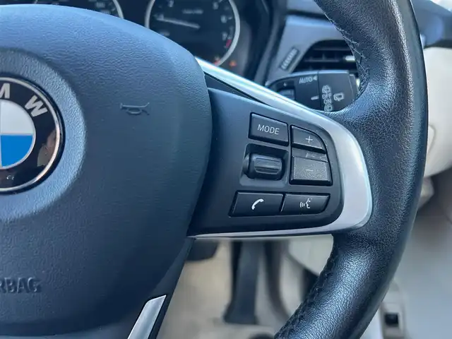 ＢＭＷ ２１８ｉ アクティブツアラー ラグジュアリー 石川県 2016(平28)年 7.3万km パール 純正ナビ　/　Bluetooth・AM/FM・CD・DVD・USB・AUX/バックカメラ/ETC/クルーズコントロール/パワーバックドア/シートヒーター（D+N席）/アンチロック・ブレーキ・システム/衝突被害軽減システム/横滑り防止装置/コーナーセンサー/レーンキープアシスト/盗難防止装置/エアバッグ（W+サイド）/カーテンエアバッグ/純正アルミホイール/レザーシート/スマートキー