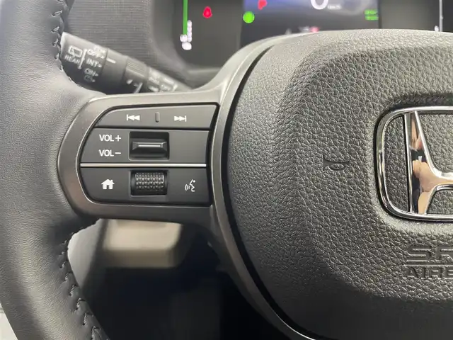 ホンダ フリード ハイブリット e:HEV AIR EX 埼玉県 2025(令7)年 0.1千km クリスタルブラックパール 登録済未使用車　純正９インチナビ　バックカメラ　ＢＳＭ　ホンダセンシング　アダプティブクルーズコントロール　シートヒーター　純正アルミホイール　スマートキー　オートハイビーム　ＬＥＤライト　地デジＴＶ