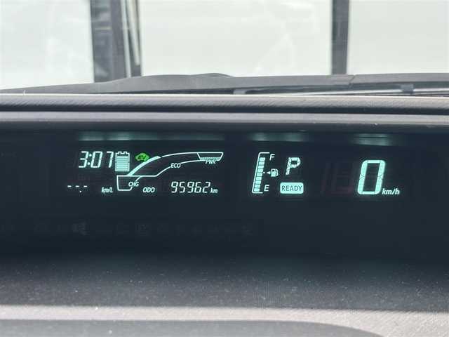 トヨタ アクア S 石川県 2014(平26)年 9.6万km ブラックマイカ 登録時走行距離９５９６２Km/バックカメラ/パーキングアシスト/社外ETC/プッシュスタート/スマートキー/スペアキー1本/ステアリングリモコン/ヘッドライトレベライザー/横滑り防止装置/オートライト/純正フロアマット/踏み間違い防止装置/コーナーポール前2本/社外ナビ/Bluetooth接続/CD/DVD/FM/AM/ワンセグ/LEDヘッドライト/フォグランプ/コーナーセンサー前後/Wミラー/電格ミラー/ドアバイザー/15インチ社外AW/タイヤ溝６ｍｍ