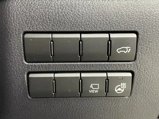 レクサス ＮＸ 200t Iパッケージ 埼玉県 2015(平27)年 5.1万km スターライトブラックガラスフレーク 禁煙車　サンルーフ　あか　3眼ヘッドライト　電動リアゲート　ETC　純正ナビ　CD　DVD　TV　BT　温シート　パワーシート　オートライト　クルーズコントロール　バックカメラ　ハンドルヒーター