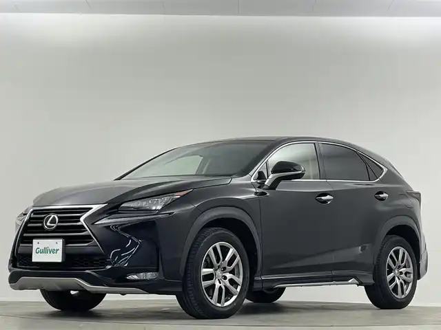 レクサス ＮＸ 200t Iパッケージ 埼玉県 2015(平27)年 5.1万km スターライトブラックガラスフレーク 禁煙車　サンルーフ　あか　3眼ヘッドライト　電動リアゲート　ETC　純正ナビ　CD　DVD　TV　BT　温シート　パワーシート　オートライト　クルーズコントロール　バックカメラ　ハンドルヒーター