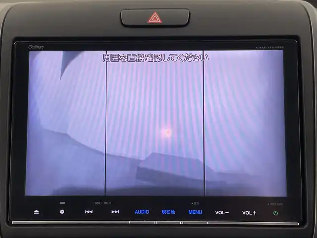 ホンダ フリード G ホンダセンシング 埼玉県 2016(平28)年 3.9万km ルナシルバーM 純正９インチナビ　/バックカメラ　/ホンダセンシング　/両側パワースライドドア　/フルセグＴＶ　/Ｂｌｕｅｔｏｏｔｈ　/ビルトインＥＴＣ　/スマートキー　/前後コーナーセンサー