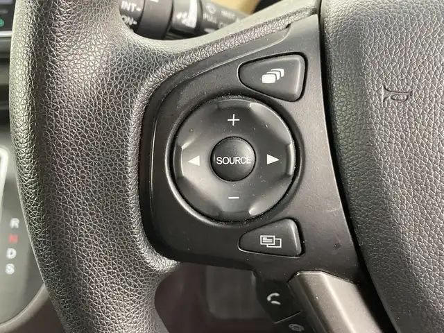 ホンダ フリード G ホンダセンシング 埼玉県 2016(平28)年 3.9万km ルナシルバーM 純正９インチナビ　/バックカメラ　/ホンダセンシング　/両側パワースライドドア　/フルセグＴＶ　/Ｂｌｕｅｔｏｏｔｈ　/ビルトインＥＴＣ　/スマートキー　/前後コーナーセンサー