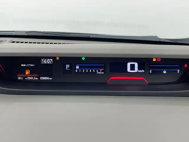 ホンダ フリード G ホンダセンシング 埼玉県 2016(平28)年 3.9万km ルナシルバーM 純正９インチナビ　/バックカメラ　/ホンダセンシング　/両側パワースライドドア　/フルセグＴＶ　/Ｂｌｕｅｔｏｏｔｈ　/ビルトインＥＴＣ　/スマートキー　/前後コーナーセンサー