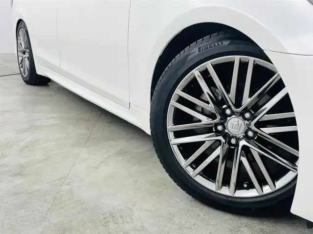 トヨタ クラウン ハイブリッド アスリートS 福島県 2015(平27)年 5.3万km ホワイトパールクリスタルシャイン サンルーフ/純正ナビ/・フルセグ/TV/CD/BD/BT/SD/USB/AUX/バックカメラ/クルーズコントロール/LEDオートライト/・フォグライト/パワーシート/・シートヒーター/・エアーシート/純正アルミホイール付きサマータイヤ/ダウンサス/純正ビルドインETC/ドラレコ/社外レーダー/ステアリングスイッチ/・ハンドルヒーター/プッシュスタート/・スマートキー