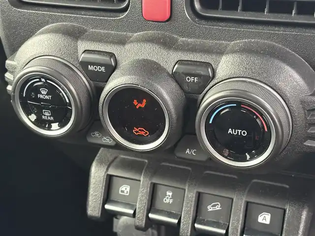 スズキ ジムニー XC 大分県 2021(令3)年 4.8万km ブルーイッシュブラックパール3 ・カロッツェリアナビ(CD/DVD/BT/SD)/・フルセグテレビ/・バックモニター/・衝突軽減ブレーキ/・レーンアシスト/・ETC/・ドライブレコーダー/・シートヒーター/・オートハイビーム/・ステアリングリモコン/・スマートキー/・プッシュスタートボタン/・純正アルミホイール