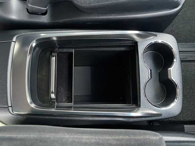 トヨタ アルファード S Aパッケージ 岩手県 2015(平27)年 13万km ホワイトパールクリスタルシャイン 純正SDナビ/AM/FM/CD/DVD/Bluetooth/フルセグTV/純正オーディオ/バックカメラ/ビルトインETC/クルーズコントロール/衝突被害軽減ブレーキ/レーンキープアシスト/横滑り防止装置/アイドリングストップ/オートライト/オートハイビーム/LEDヘッドライト/フォグランプ/スマートキー/プッシュスタート/電動格納ミラー/純正18インチAW/保証書/取扱説明書