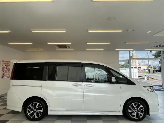 車両画像16