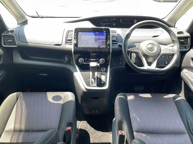 日産 セレナ ハイウェイスター プロパイロットED 岩手県 2016(平28)年 18.5万km ブリリアントホワイトパール ワンオーナー/純正9インチSDナビ/AM/FM/CD/DVD/Bluetooth/ワンセグTV/バックカメラ/ビルトインETC/ドライブレコーダー/両側パワースライドドア/フリップダウンモニター/レーダークルーズコントロール/ハンズフリーオートスライドドア/衝突被害軽減ブレーキ/横滑り防止装置/コーナーセンサー/ハンズフリーオートスライドドア/アイドリングストップ/シートヒーター/オートライト/LEDヘッドライト/フォグランプ/スマートキー/プッシュスタート/電動格納ミラー/純正15インチAW/純正フロアマット/ドアバイザー/保証書/取扱説明書