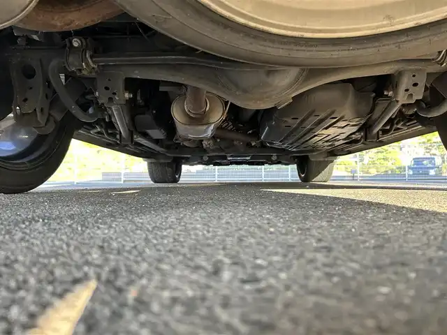 トヨタ ランドクルーザー ZX 福島県 2014(平26)年 10.3万km ブラック 登録時走行距離：102/545km/メーカー純正メーカー純正HDDナビ/（フルセグTV/DVD/CD/BT接続/AM/FM）/ETC/バックカメラ/コーナーセンサー/モデリスタエアロ/ウィンカーミラー/WAC/オートライト/クルコン/HIDヘッドライト/フォグランプ/ステアリングスイッチ/ステアリングヒーター/シートヒーター/全席パワーシート/サンルーフ/社外AW/横滑り防止装置/ドアバイザー/レザーシート/電格ミラー/フリップダウンモニター/保証書/取扱説明書
