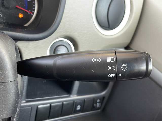 スズキ ワゴンＲ FX－LTD 静岡県 2012(平24)年 8.1万km フィズブルーパールメタリック 社外ナビ/・SDナビ/・DVD/・CD/・フルセグTV/・ラジオ/主要装備/・盗難防止装置/・アイドリングストップ/・シガーソケット/・オートエアコン/・ドアバイザー/・電動格納ミラー/・プッシュスタート/・スマートキー/・純正アルミホイール/・純正フロアマット/・エアバッグ