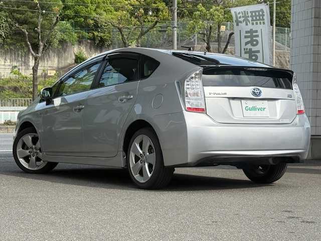 トヨタ プリウス G ツーリングセレ レザーパック 大阪府 2009(平21)年 10.4万km シルバーM /禁煙車//純正HDDナビ/NHZN-W59G//FM/AM/フルセグTV/CD/DVD/BT/AUX/SD//レーダークルーズコントロール//革シート//シートヒーター//LEDヘッドライト//ステアリングスイッチ//スマートキー//純正17インチアルミホイール