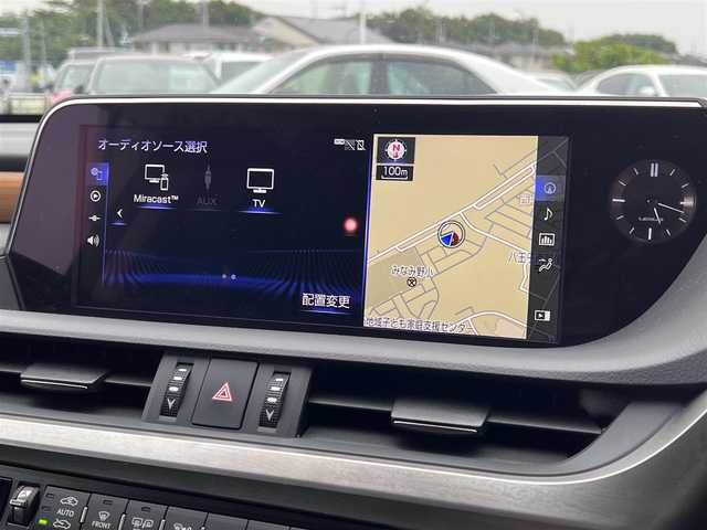 レクサス ＥＳ 300h バージョンL 東京都 2020(令2)年 5.2万km ソニッククォーツ 純正１２．３インチナビ　/サンルーフ　/レーダークルーズコントロール　/アラウンドビューモニター　/ビルトインＥＴＣ２．０　/前後ドライブレコーダー/パドルシフト/GPSレーダー/１００Ｖ電源　/シートヒーター　/エアシート　/ステアリングヒーター/純正19インチAW/純正フロアマット/スペアキー×１/カードキー×１