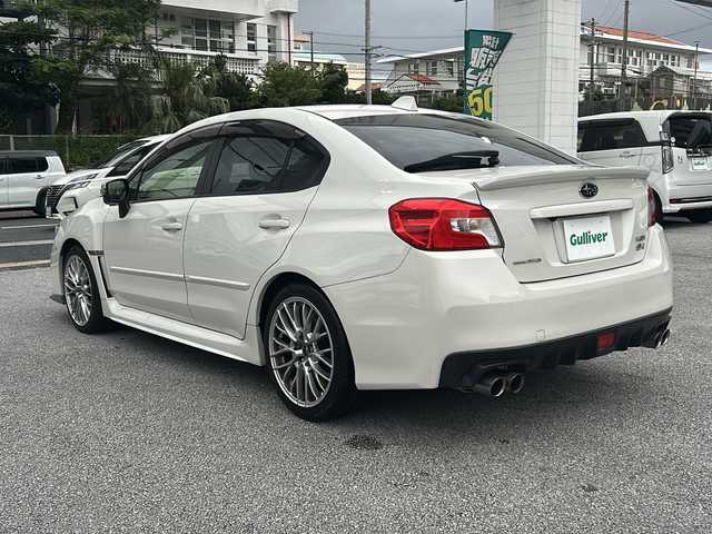 スバル ＷＲＸ Ｓ４ 2．0GT‐S アイサイト 沖縄県 2016(平28)年 6.2万km クリスタルホワイトP 純正ナビ/　（AM/FM/CD/DVD/BT）　/フルセグTV/バックモニター/前席シートヒーター/衝突軽減システム/横滑り防止機能　/シートメモリー　/革シート　/パワーシート/クルーズコントロール　/レーンキープアシスト　/前後ドライブレコーダー　/ＥＴＣ/純正18インチアルミホイール