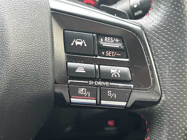 スバル ＷＲＸ Ｓ４ 2．0GT‐S アイサイト 沖縄県 2016(平28)年 6.2万km クリスタルホワイトP 純正ナビ/　（AM/FM/CD/DVD/BT）　/フルセグTV/バックモニター/前席シートヒーター/衝突軽減システム/横滑り防止機能　/シートメモリー　/革シート　/パワーシート/クルーズコントロール　/レーンキープアシスト　/前後ドライブレコーダー　/ＥＴＣ/純正18インチアルミホイール